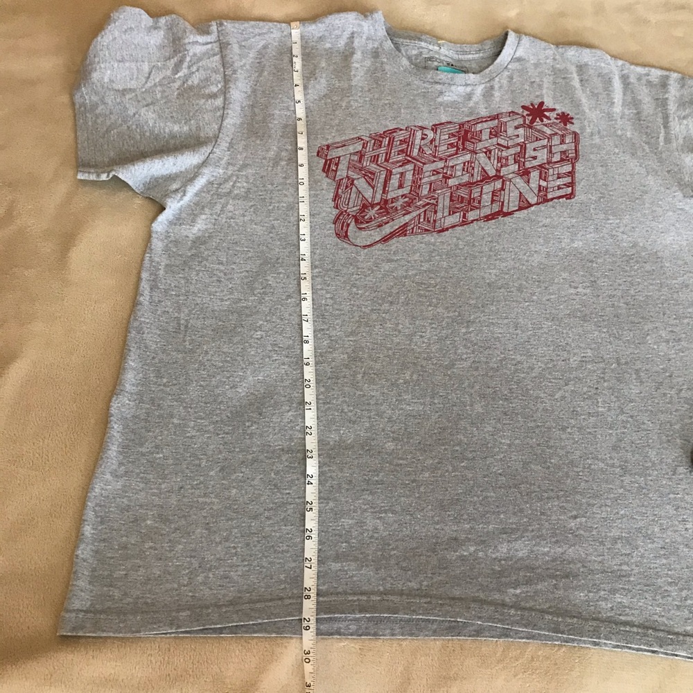Nike “No Finish Line” T-Shirt - Size XXL - Picture 8 of 9